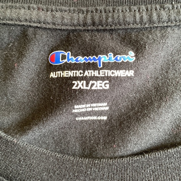 Champion crew neck short sleeve tee. 2X - Picture 6 of 6